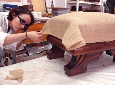 Restauración Artesanal de Muebles + IA