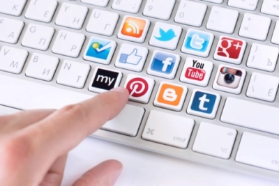 Diplomatura en Comunicación y Marketing por Redes Sociales + IA (Premium con Doble Certificación)