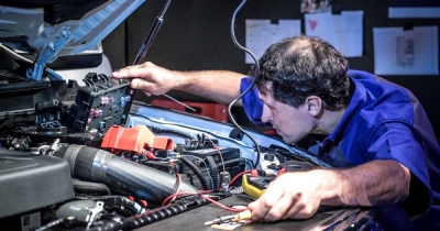 Técnico Auxiliar Mecánico de diagnósticos Electrónicos...