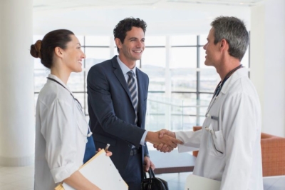 Agente Auxiliar en Propaganda Médica + IA (Premium con Doble Certificación)