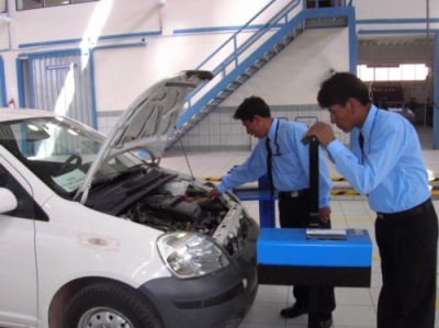 Diplomatura en Electricidad y Electrónica Automotriz + IA