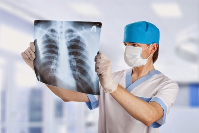 Auxiliar en Radiología + IA (Premium con Doble Certificación)
