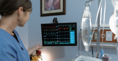 Técnico Auxiliar en Mantenimiento preventivos de aparatos de Electromedicina + IA (Premium con Doble Certificación)