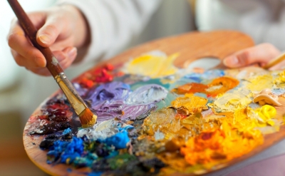 Técnico Auxiliar en Artes Visuales + IA